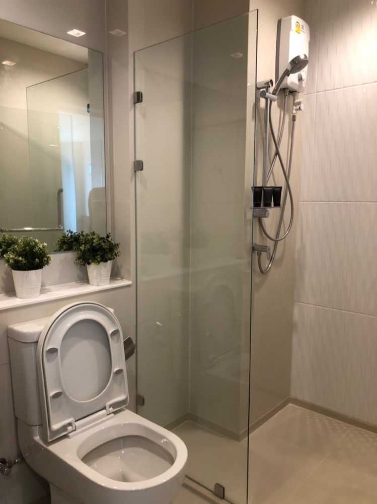 Life One Wireless | BTS Ploenchit | hot unit available !!! I #new