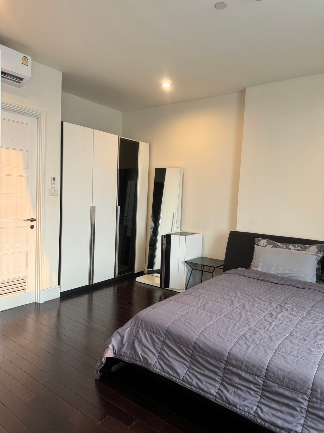 Aguston Sukhumvit 22 I BTS Phromphong I Nice room I #O