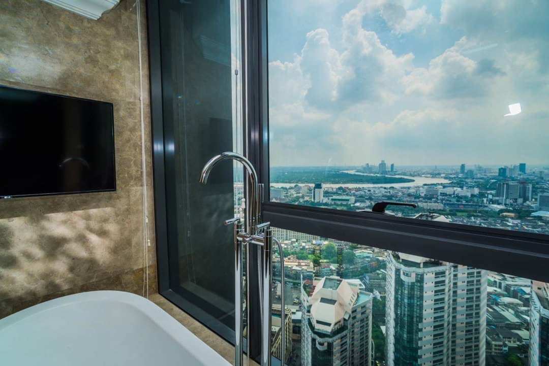 The Lumpini Sukhumvit 24 I BTS Phromphong I Shocking Price Luxury Style Luxury Decoration Super High floor | #HL