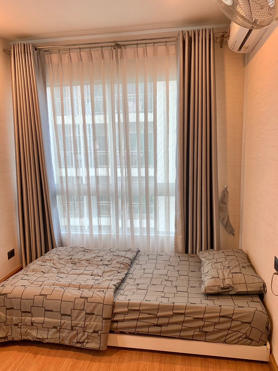 Supalai Wellington 2 (ศุภาลัย เวลลิงตัน 2) I MRT ศูนย์วัฒนธรรม ( Thailand Cultural Center ) I Ready to Move,Fully Furnished,360° Pool View around the room ด่วน! ห้องกว้าง สวย เฟอร์ครบ วิวสระว่ายน้ำรอบห้อง พร้อมเข้าอยู่🔥 I #HL