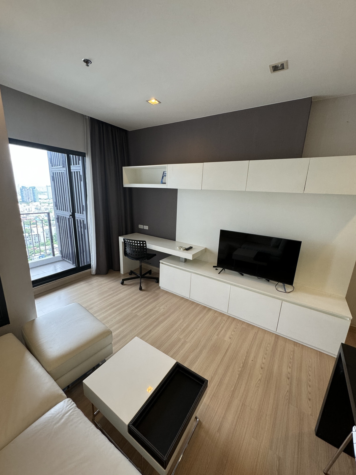 Urbano Absolute Sathorn Taksin l BTS กรุงธนบุรี l#HL