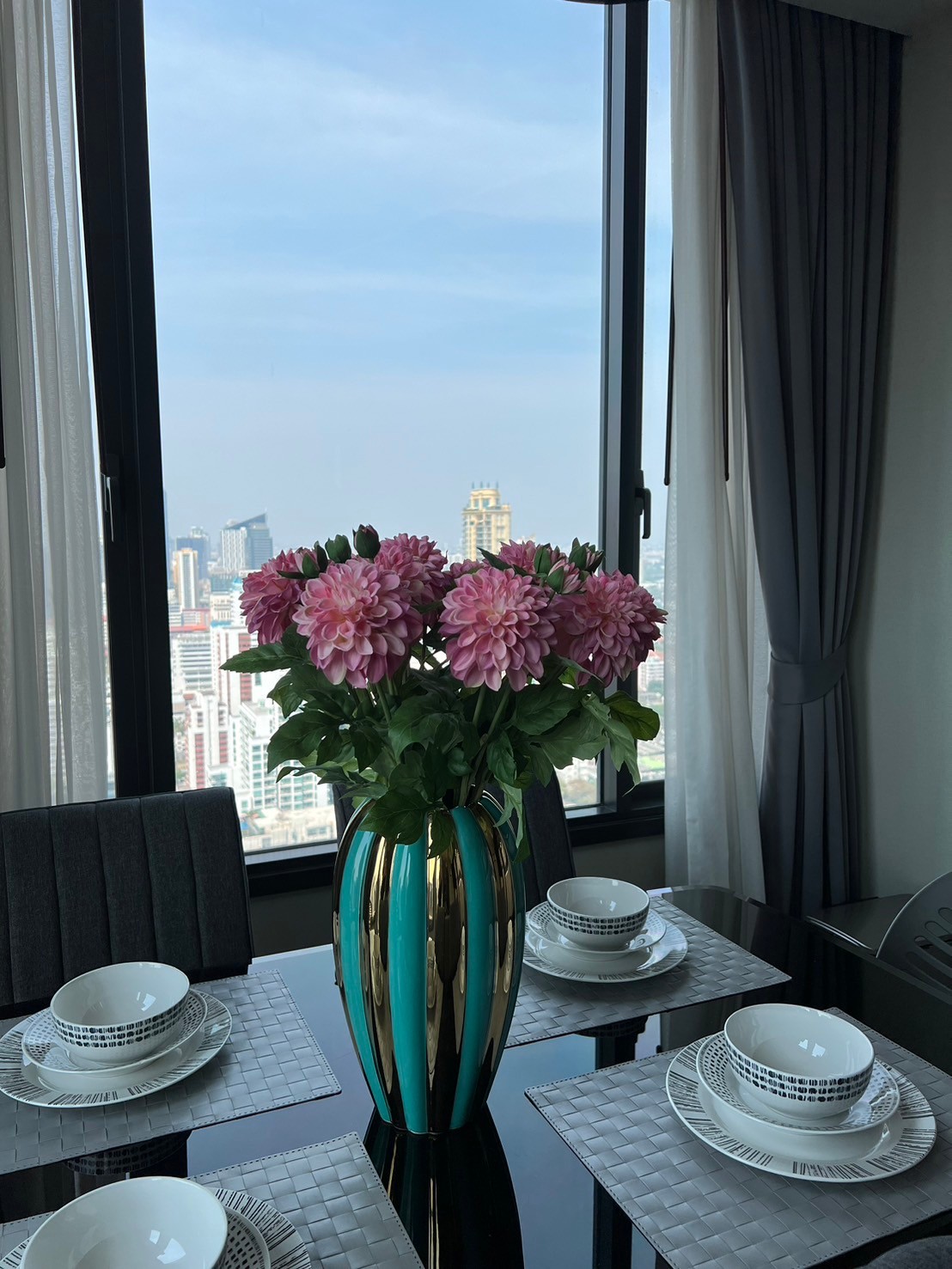 The Edge Sukhumvit 23 I BTS ASOKE I TWO BEDROOM OF ASOKE I #HL