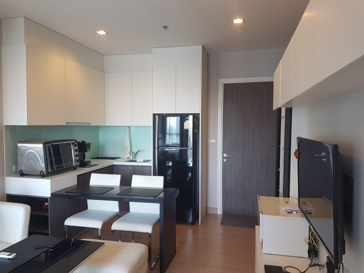 Urbano Absolute Sathon-Taksin l BTS กรุงธนบุรี l #HL