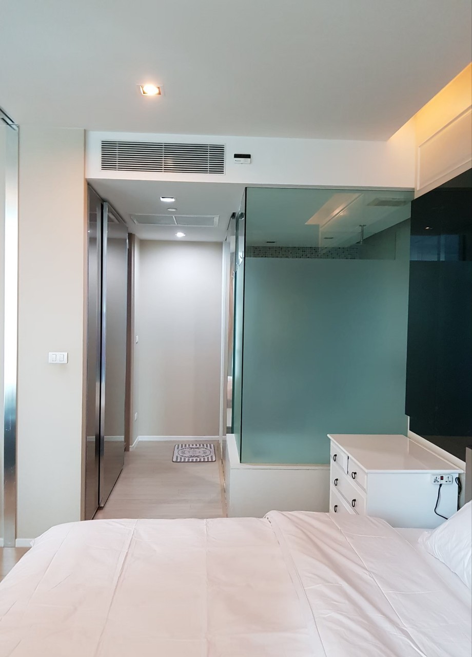 The Room Sukhumvit 21 I BTS Asoke , MRT Sukhumvit I 🌈 Nice High floor Unit 🌈 I #HL