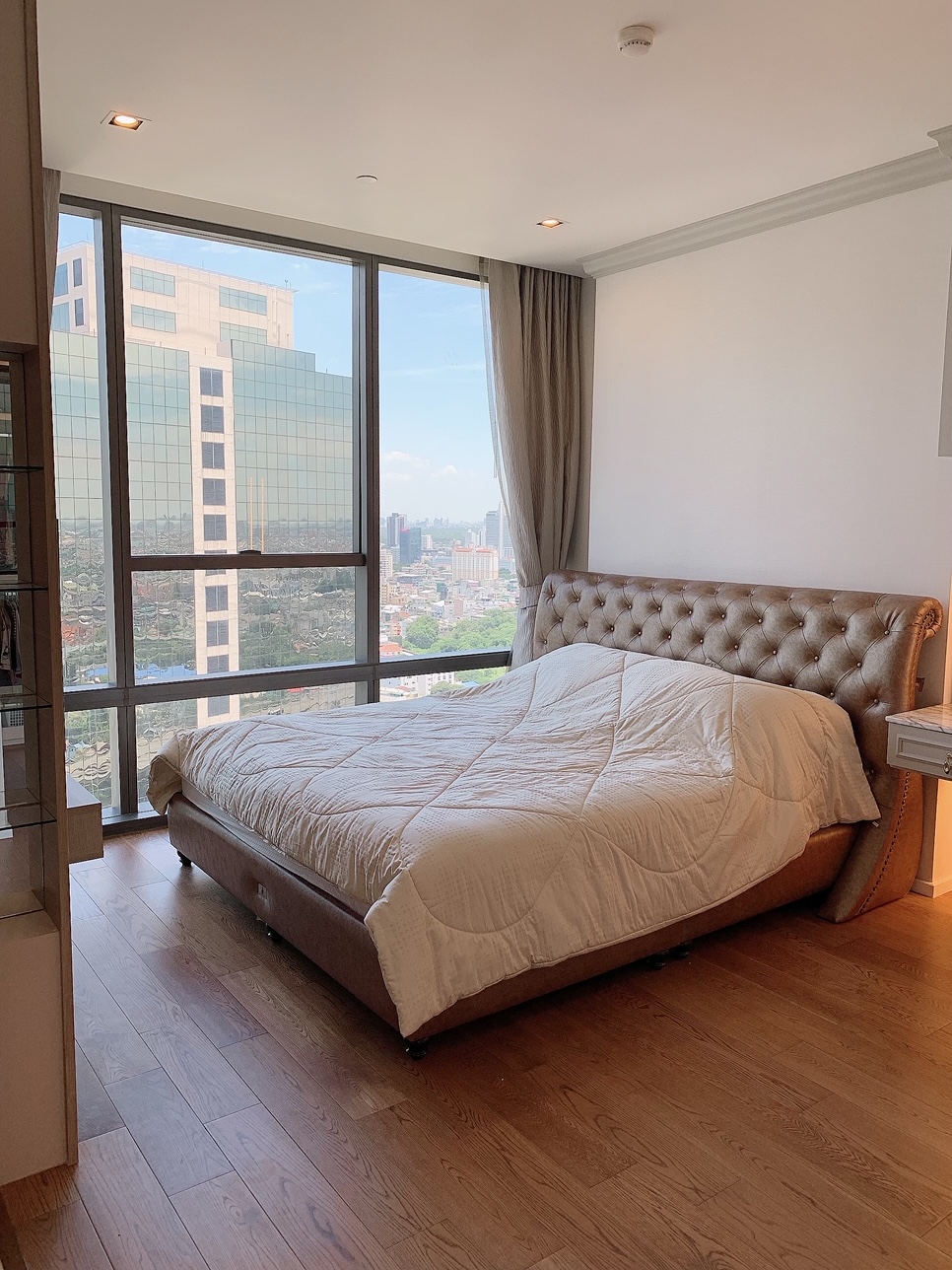 The Bangkok Sathorn l BTS สุรศักดิ์ |  For Sales!   Hot Deal ห้องตกแต่งสวย Built-in interior โรงแรม 5 ดาว ห้องใหม่ ขายราคาต่ำกว่าโครงการ  | #HL