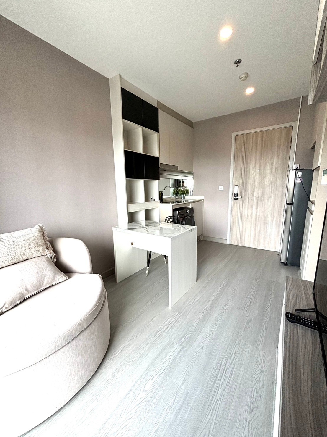 Knightsbridge Prime Sathorn I BTS Chongnonsi I For Rent !!! Good price คอนโดใจกลางเมืองย่านสาทร I #HL