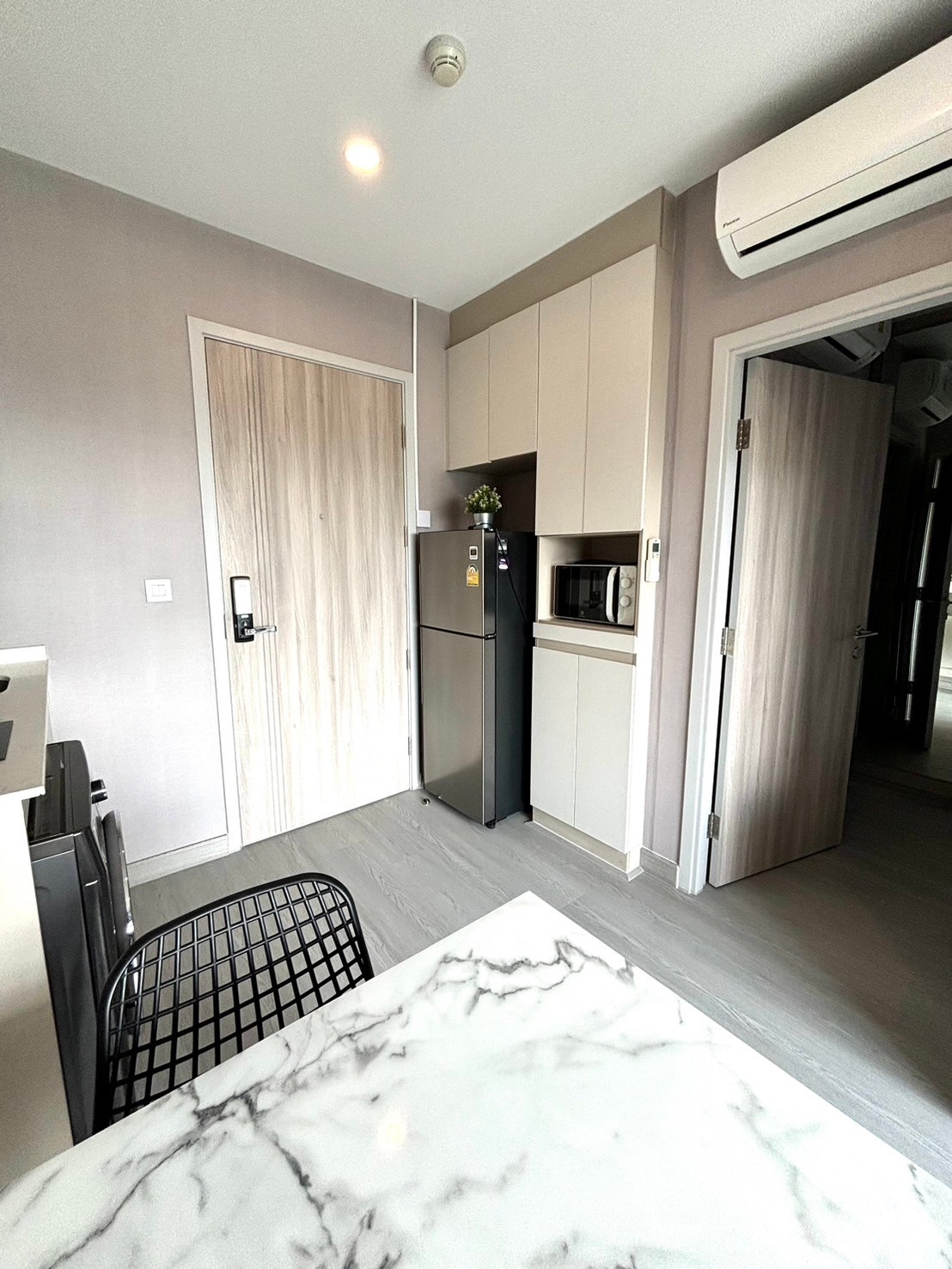 Knightsbridge Prime Sathorn I BTS Chongnonsi I For Rent !!! Good price คอนโดใจกลางเมืองย่านสาทร I #HL