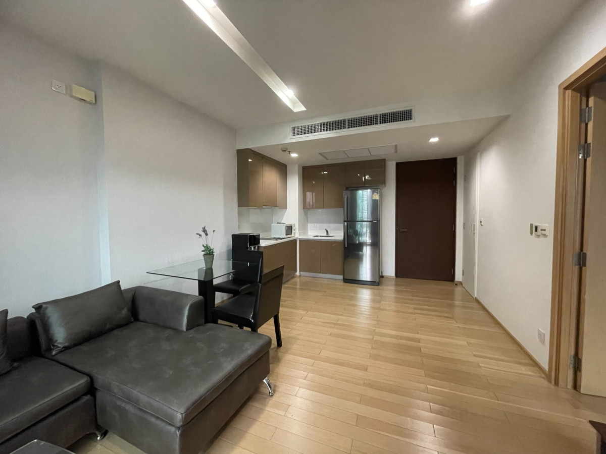 Siri at Sukhumvit I BTS Thonglor I 1bedroom Big Space Nice Room Good Negotiable I #HL