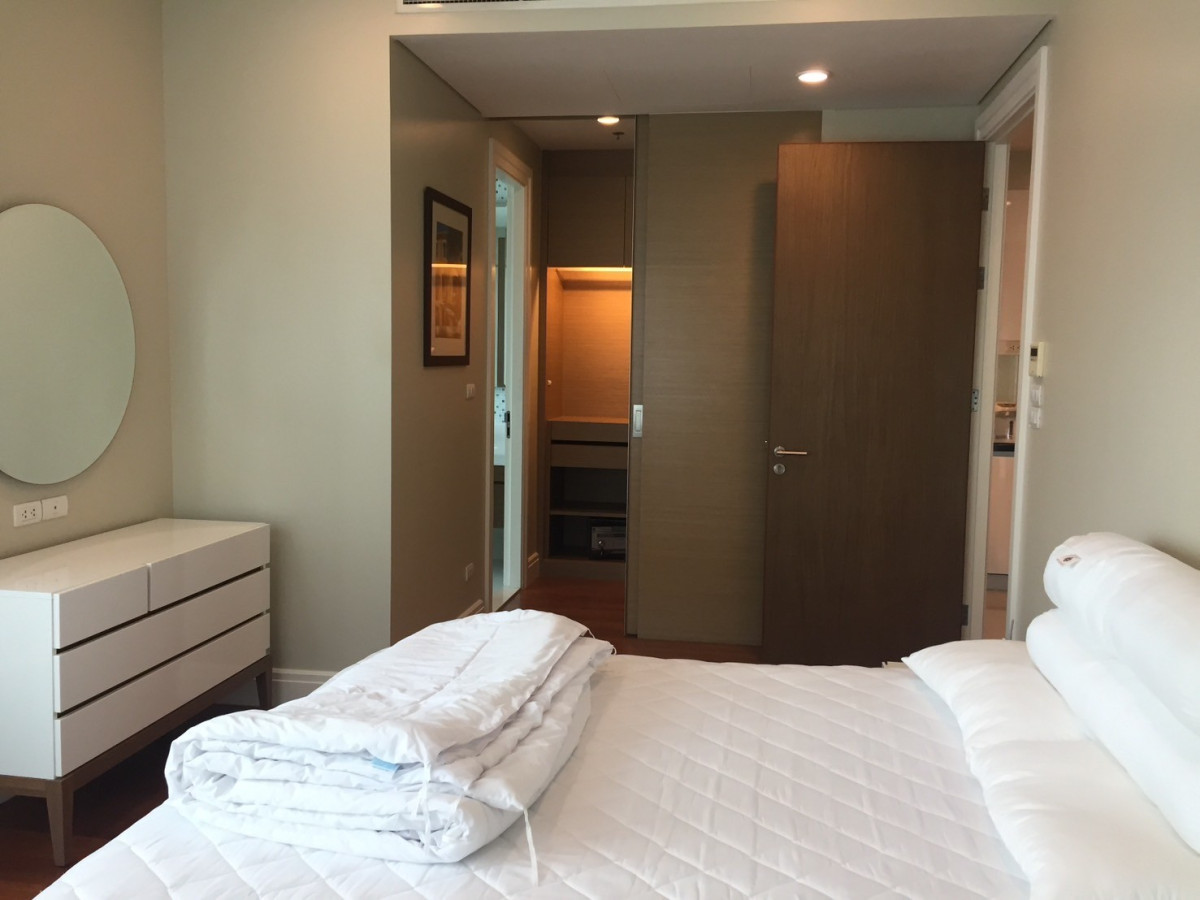 Bright Sukhumvit 24 I BTS Phromphong I 🌈Big Space Shocking Price🌈 The Best in Market Right Now! 🌈 I #HL