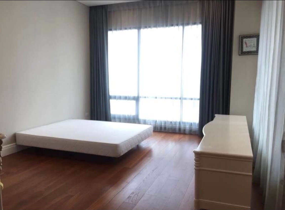 Bright Sukhumvit 24 I BTS Phromphong I Duplex lover, Shocking Price🌈 Sell with tenant 🌈Nice Room and Decoration 🌈 I #HL