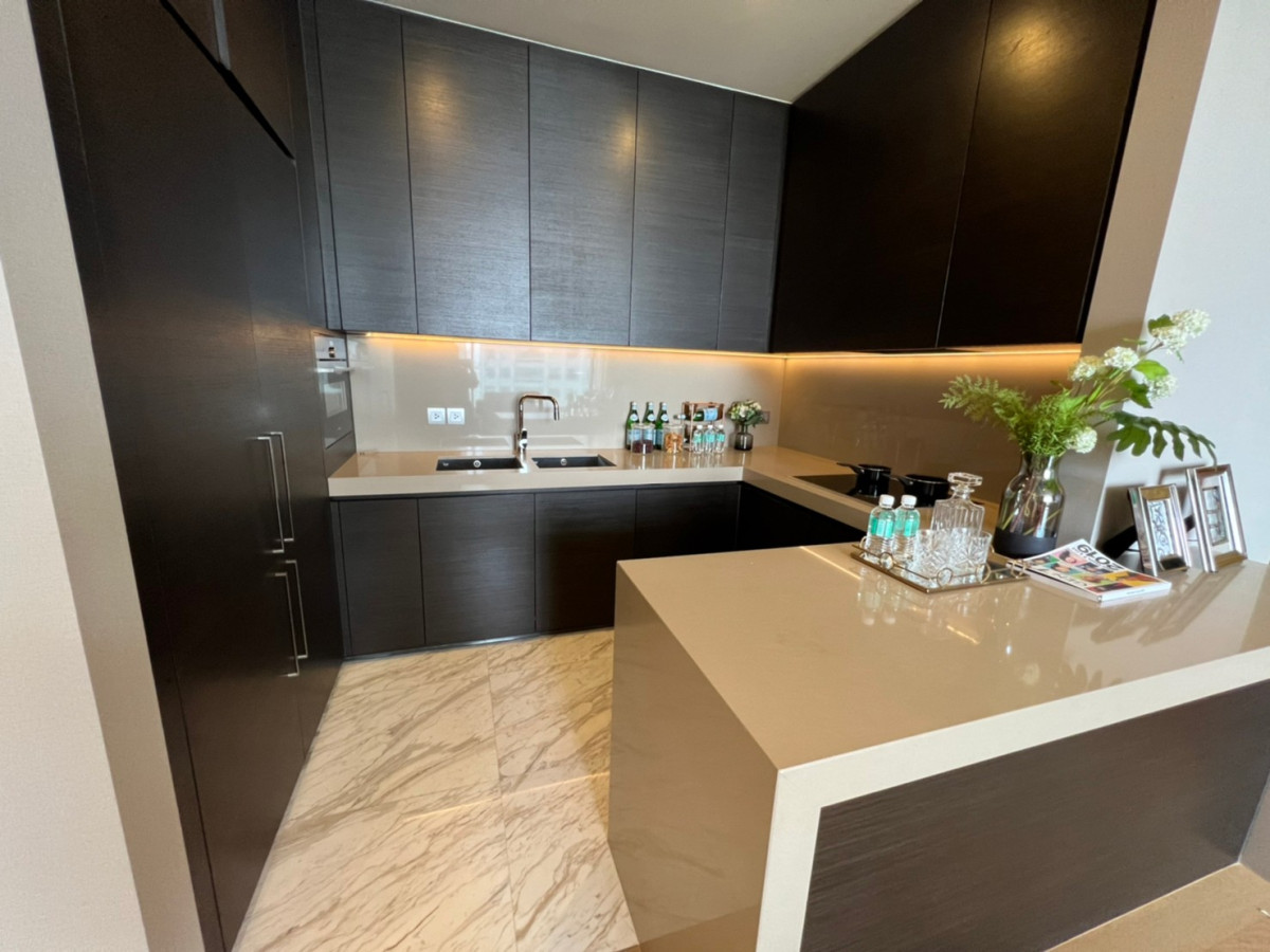 SALADAENG ONE I MRT SILOM I The Exclusive 2bedroom Ultimate luxury Project of saladaeng I #HL