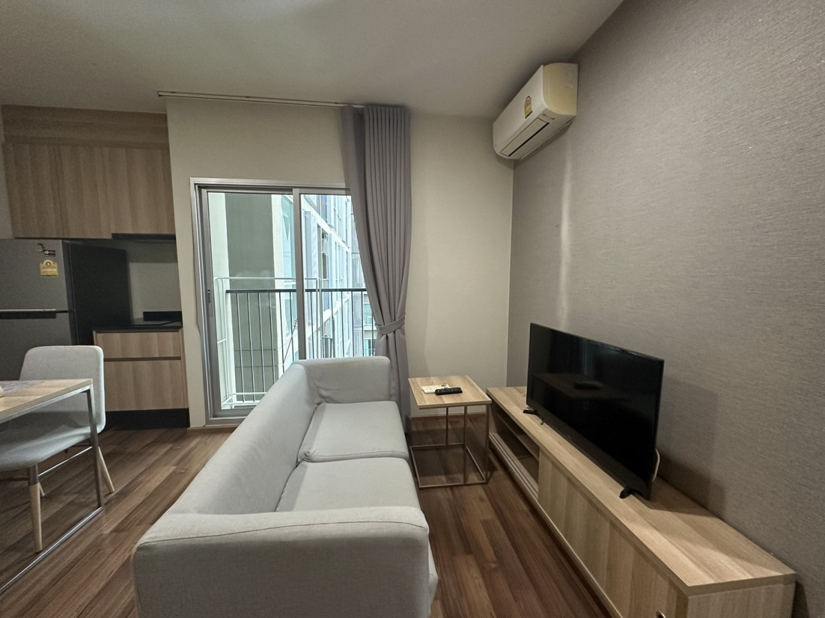 Noble Revolve Ratchada 2 I MRT ศูนย์วัฒนธรรม ( Thailand Cultural Center ) I Ready to Move,Fully Furnished,Nice Room #N