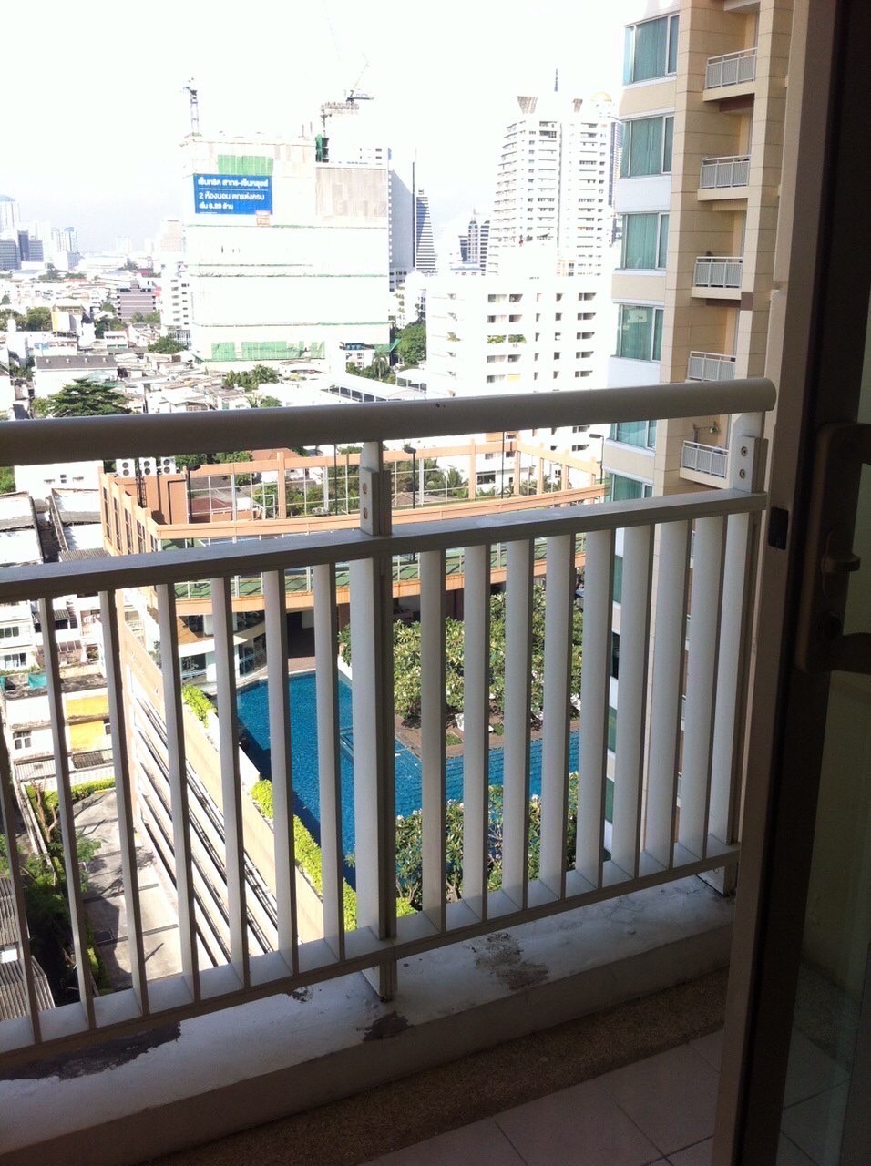 |The Empire Place|BTS Chong Non Si| Best Price ! ขายพร้อมผู้เช่า The Empire Place for sale  | #O