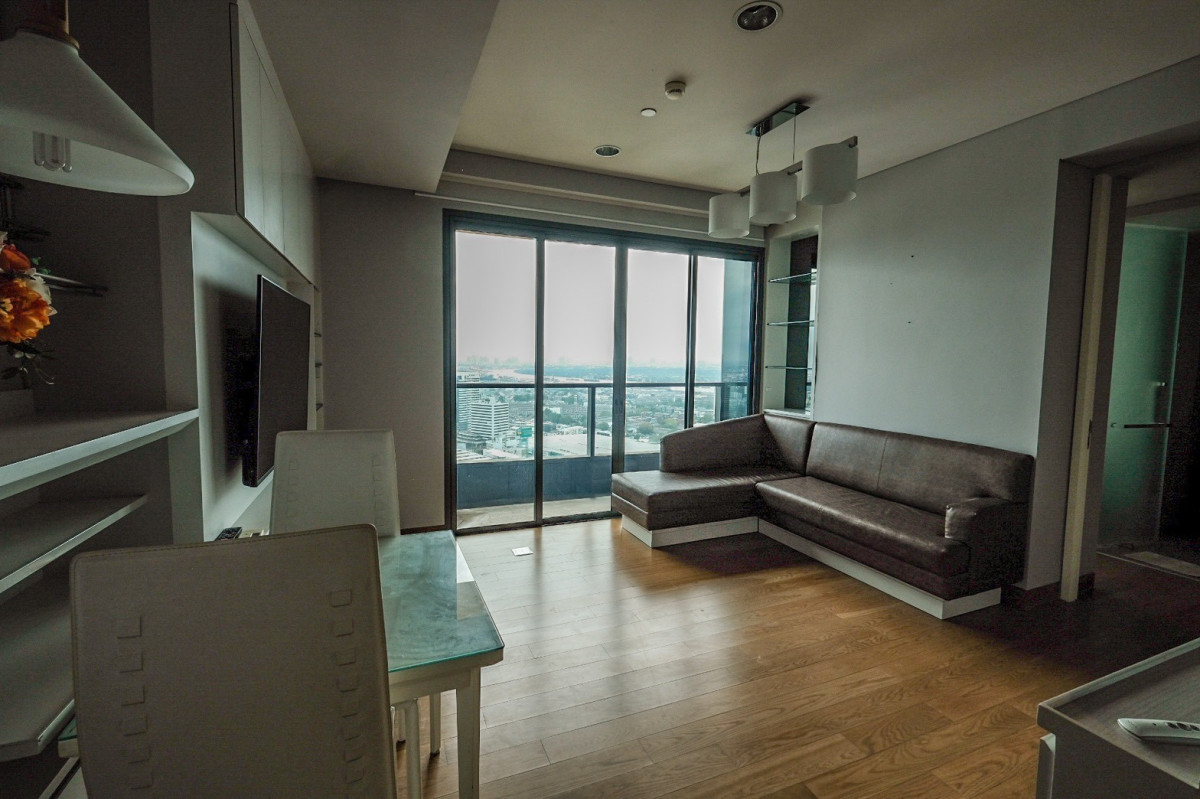 The Lumpini Sukhumvit 24 I BTS Phromphong I 🌈Beautiful view 🌈Shocking Price🌈 The Best in Market Right Now! 🌈Nice Room🌈 I #HL