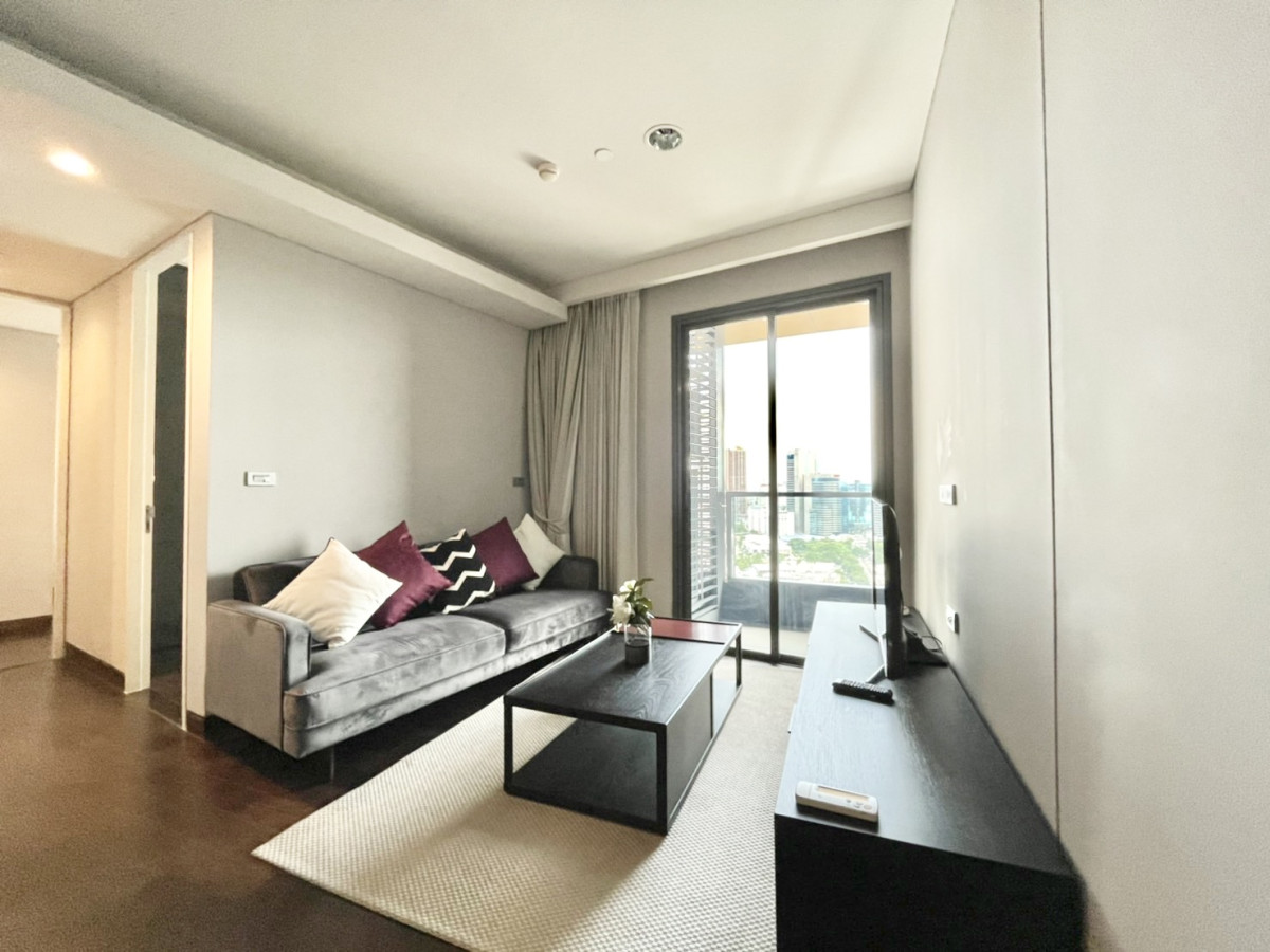 The Lumpini Sukhumvit 24 I BTS Phromphong I 🌈Beautiful view 🌈Shocking Price🌈 The Best in Market Right Now! 🌈Nice Room🌈 I #HL