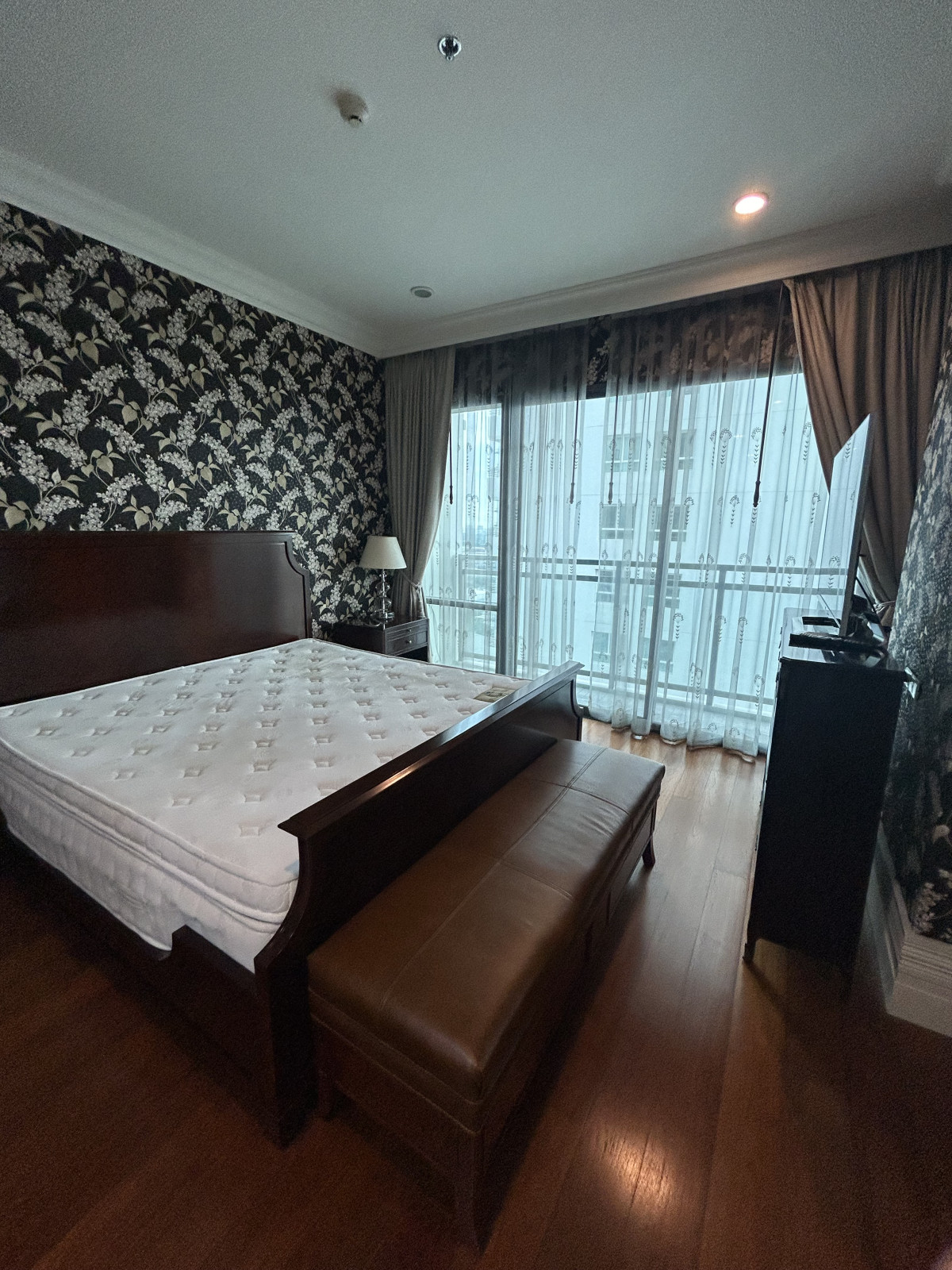 Bright Sukhumvit 24 I BTS Phromphong I Duplex lover, Shocking Price🌈 The Best in Market Right Now! 🌈Nice Room and Decoration 🌈 I #HL