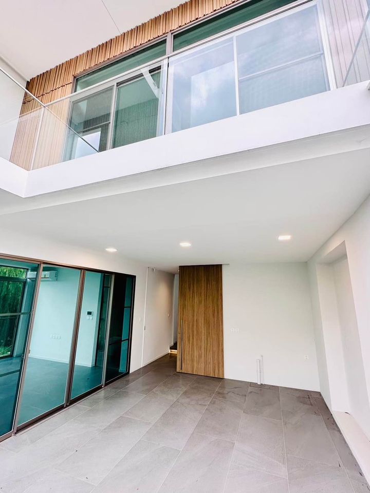 VIVE RAMA 9 (วีเว่ พระราม 9) | For Sale  Good Deal !!! Japandi House, Beautiful, Corner unit, Private, Unique project  บ้านเปล่า ถนนกรุงเทพกรีฑา | HL