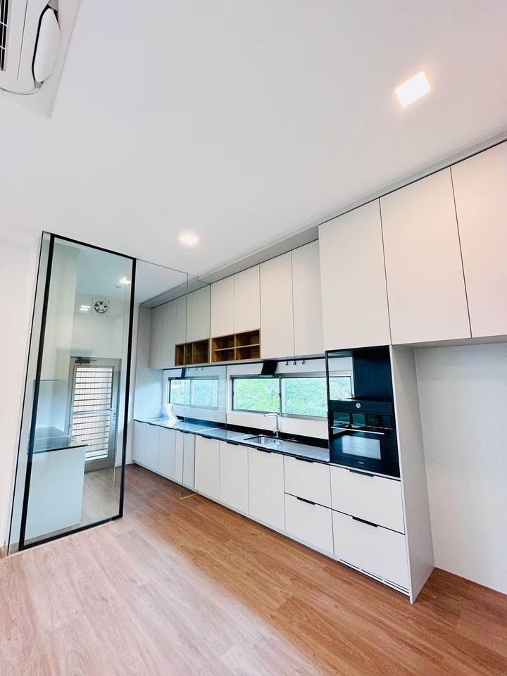 VIVE RAMA 9 (วีเว่ พระราม 9) | For Sale  Good Deal !!! Japandi House, Beautiful, Corner unit, Private, Unique project  บ้านเปล่า ถนนกรุงเทพกรีฑา | HL