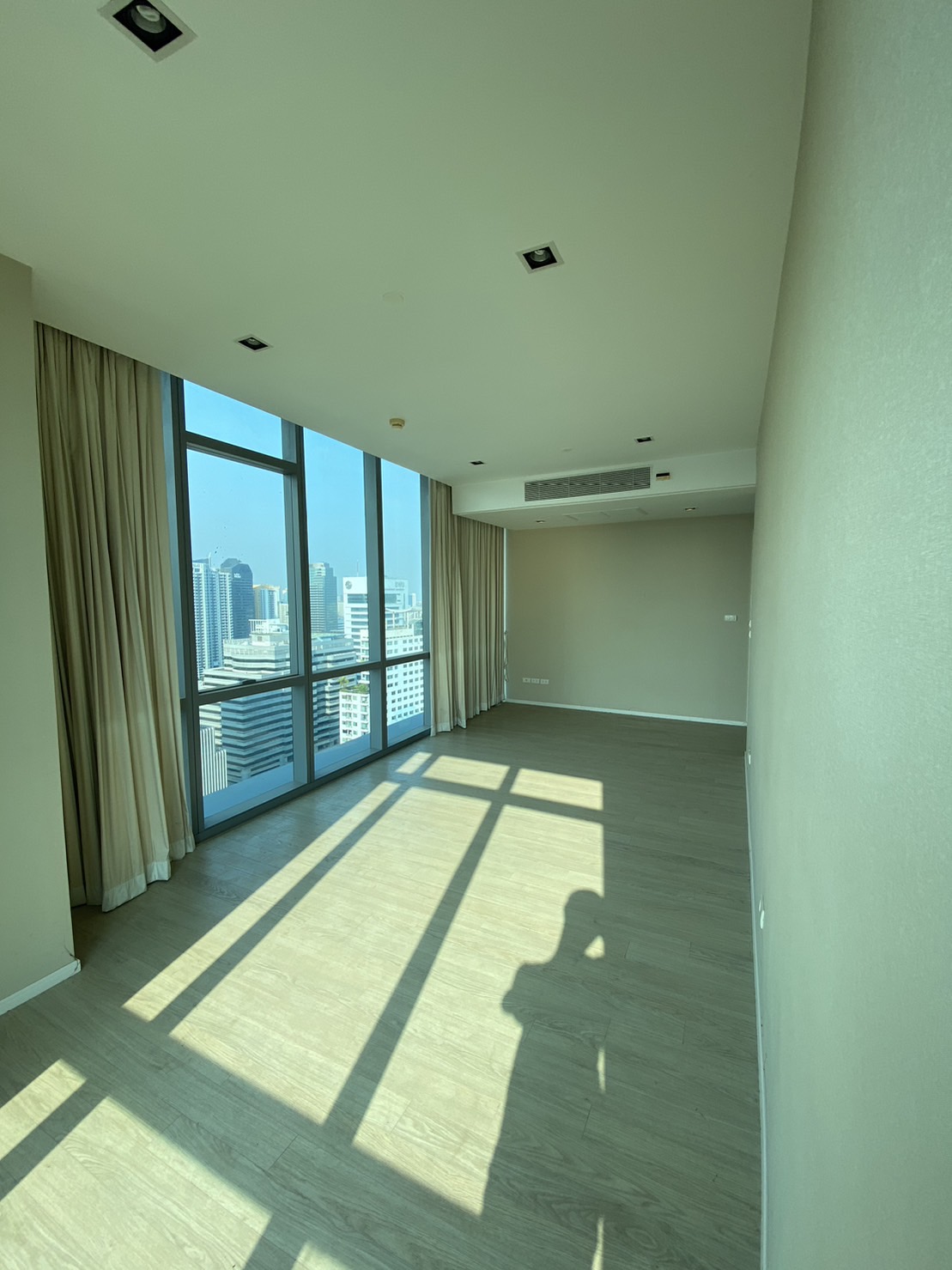 The Room Sukhumvit 21 I BTS Asoke , MRT Sukhumvit I 🌈 Fully Fitted Duplex 🌈 I #HL