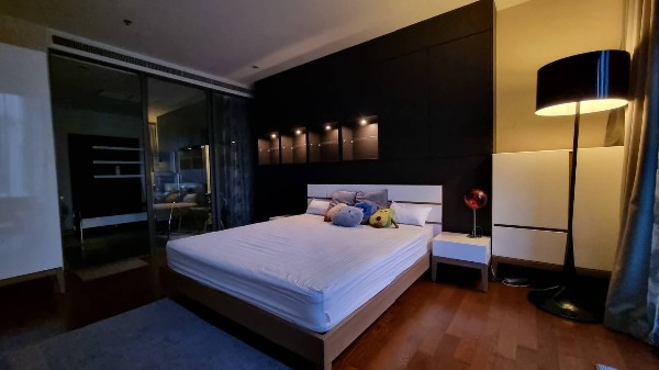 Noble Remix | 0m. Connect to BTS 🌈Big space Lover 1bedroom in Thonglor