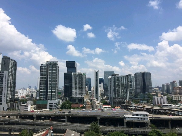 Life Asoke | ใจกลางเมือง 🚝ใกล้ MRTเพชรบุรี พร้อมเข้าอยู่