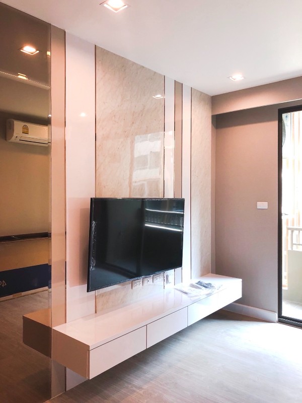 Metro Luxe Ratchada | Fully Furnished | ห้องรีโนเวท สวยดั่งนางฟ้า |🚝ใกล้ MRT รัชดา