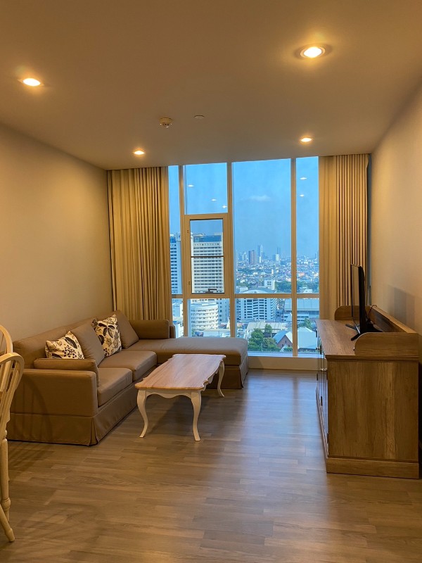 THE ROOM SATHORN | 🚝ใกล้ BTS ช่องนนทรี