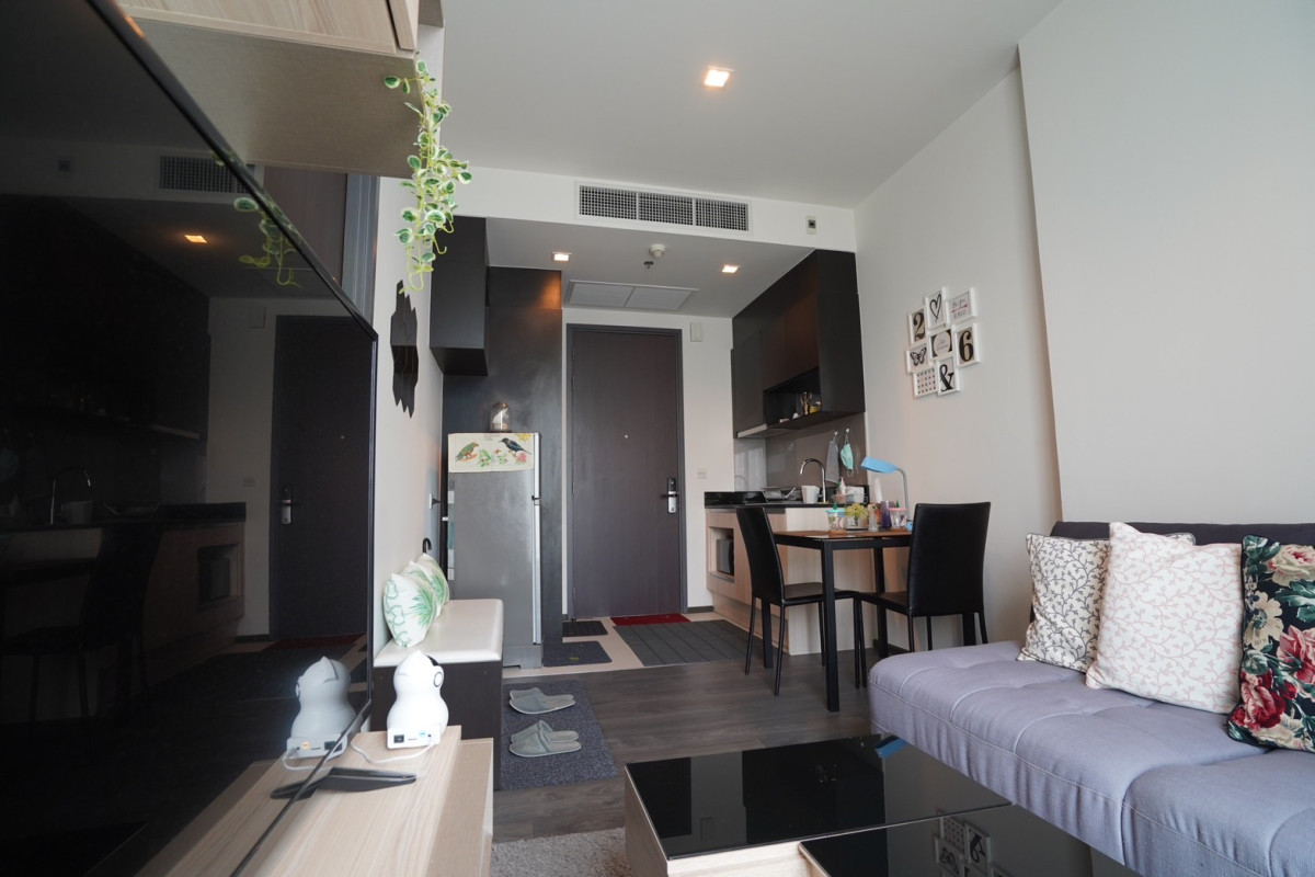 Edge Sukhumvit 23 | One bedroom Asoke Ready to move in 9 Nov 2024 | HL Focus