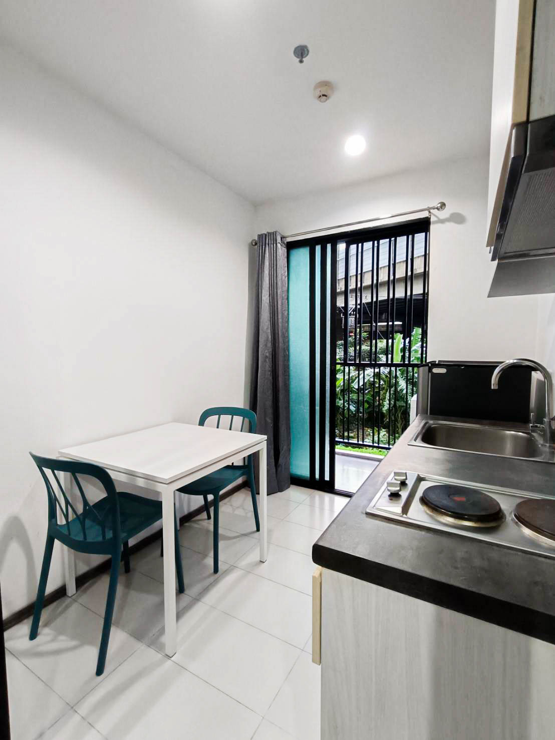 The Base Park West Sukhumvit 77 | ราคาหลุดตลาด ขายพร้อมผู้เช่า Yeild 5.2% ทำเลดี ใกล้รถไฟฟ้าสถานีอ่อนนุช | HL