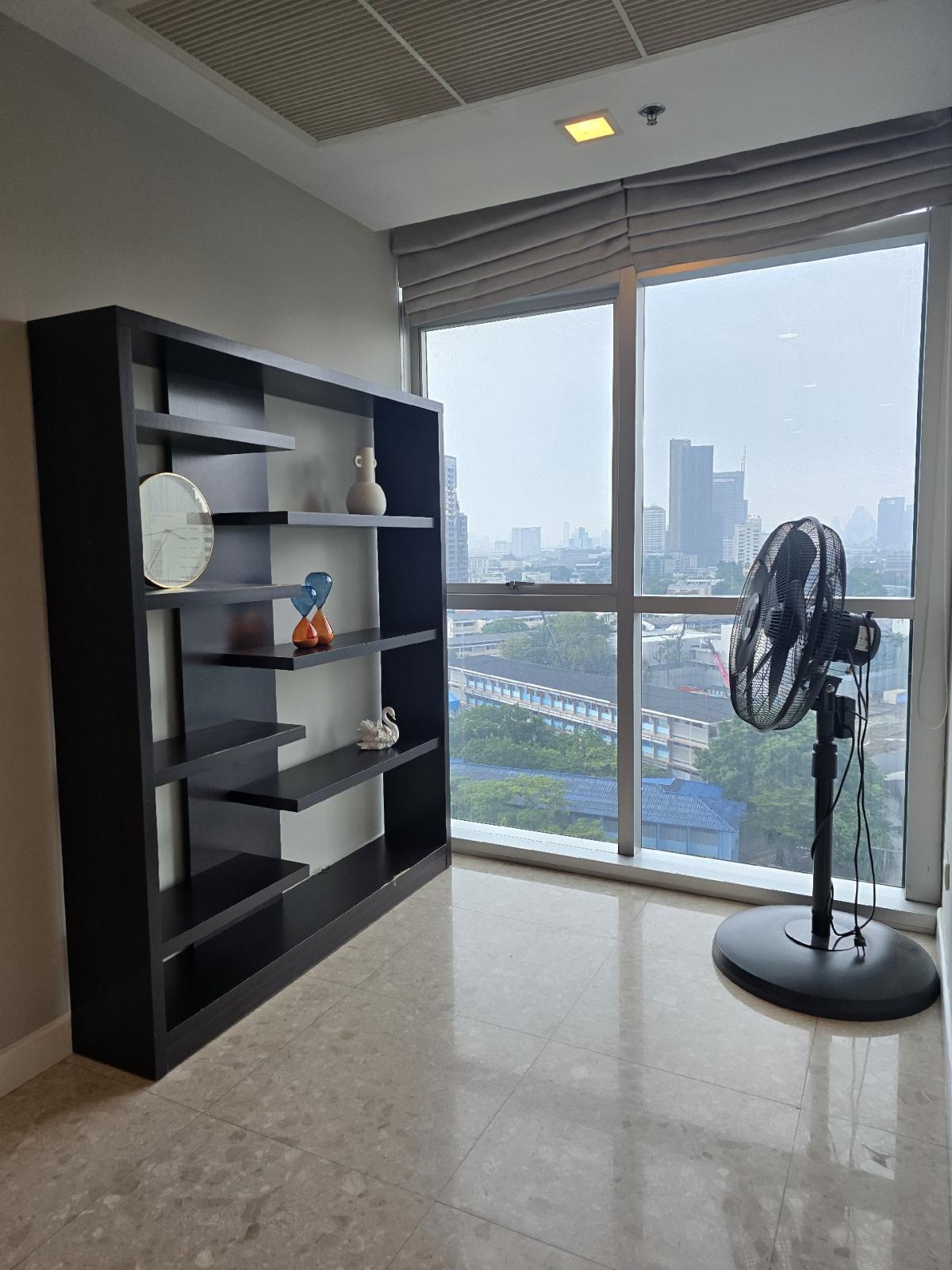 Nusasiri Grand Condo | ห้องใหญ่ ว่างพร้อมอยู่ ใกล้ห้างเกตเวย์เพียง 1 นาทีถึง | New Focus