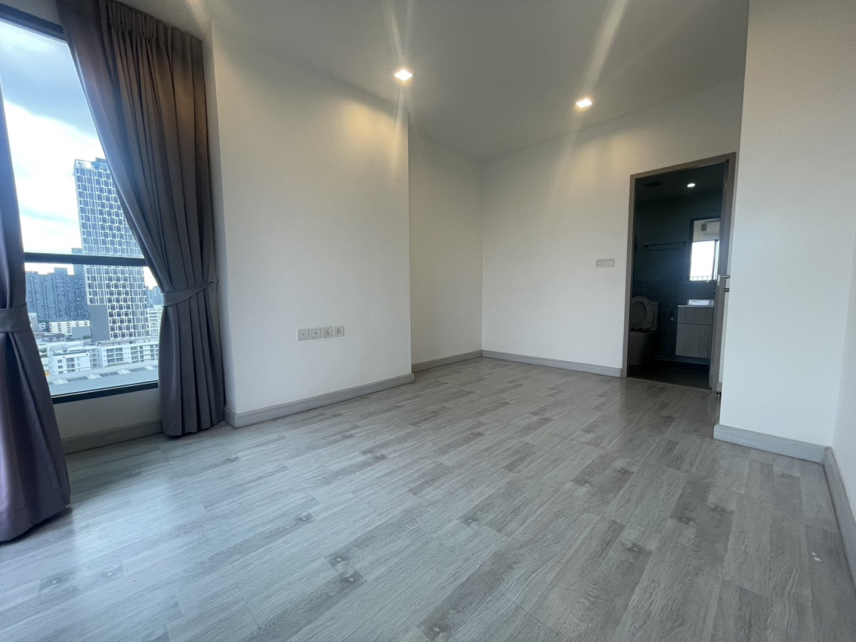 Ideo Mobi Sukhumvit | Hot Deal !! 2bed Super Close To BTS Onnut | HL