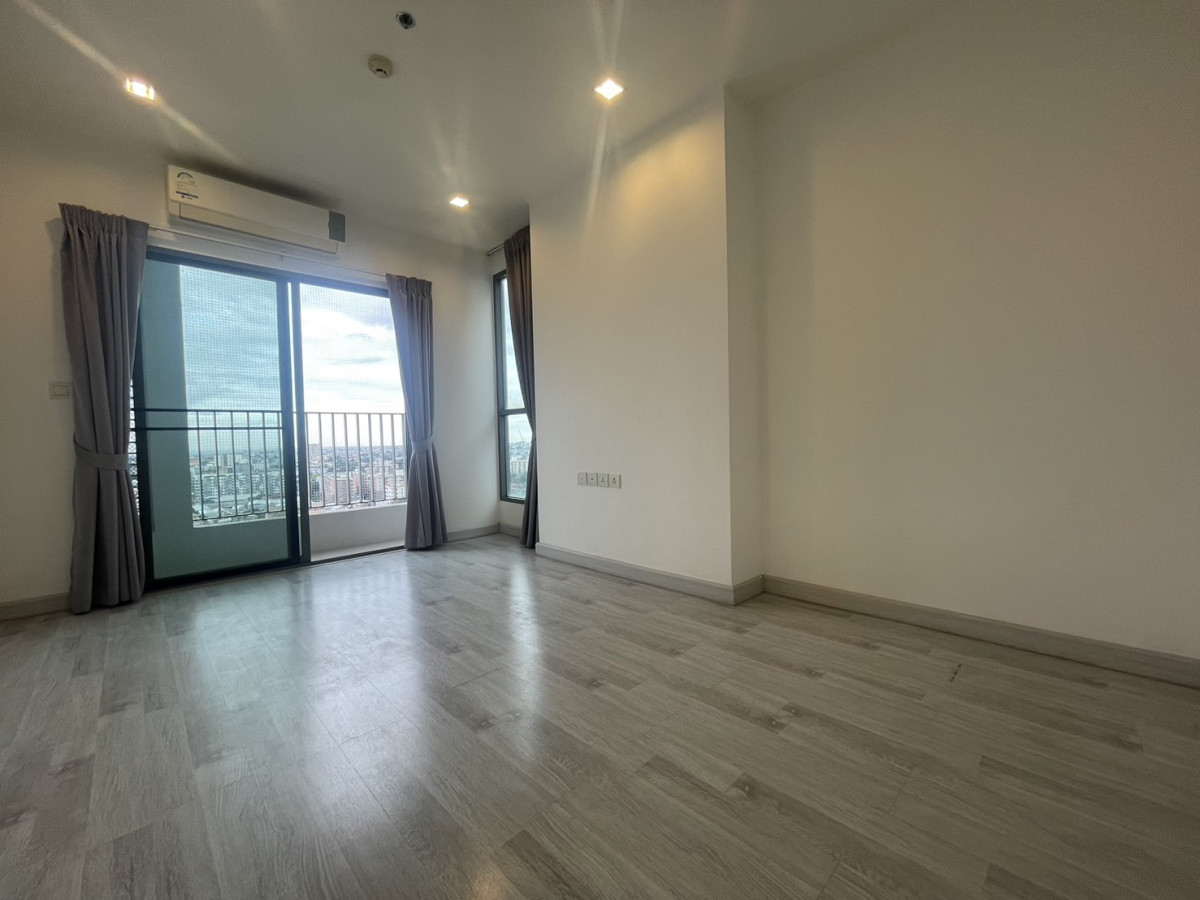 Ideo Mobi Sukhumvit | Hot Deal !! 2bed Super Close To BTS Onnut | HL