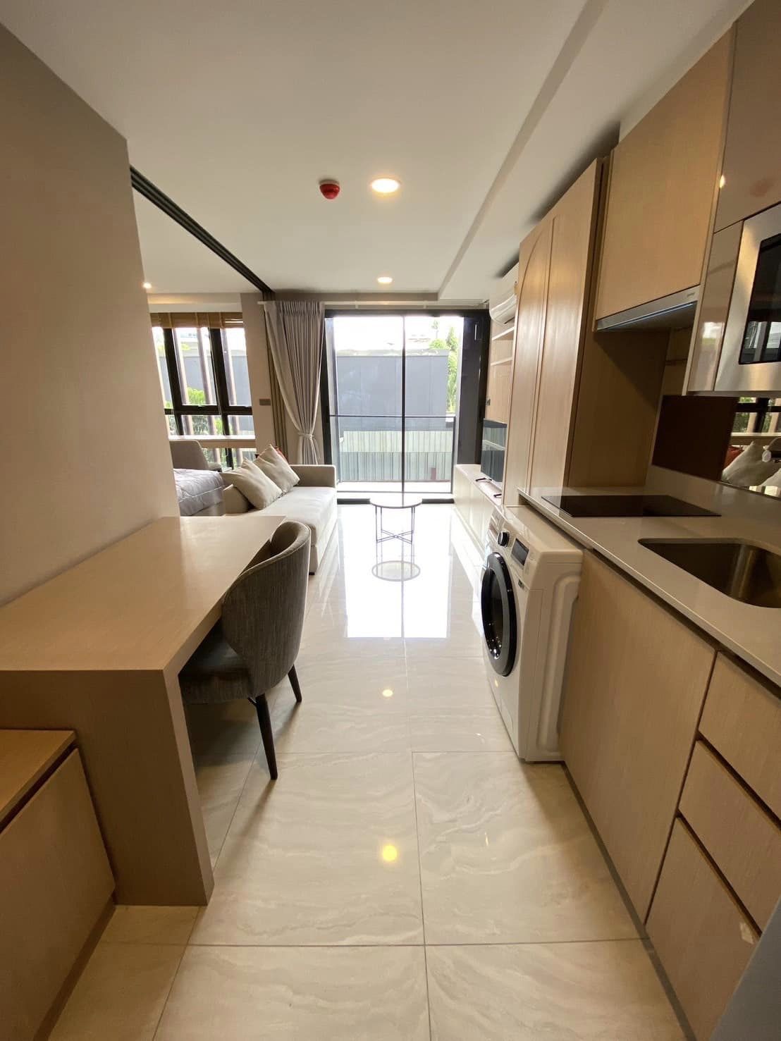 Walden Asoke | New Generation Low Rise Luxury Asoke Ready to move in | New