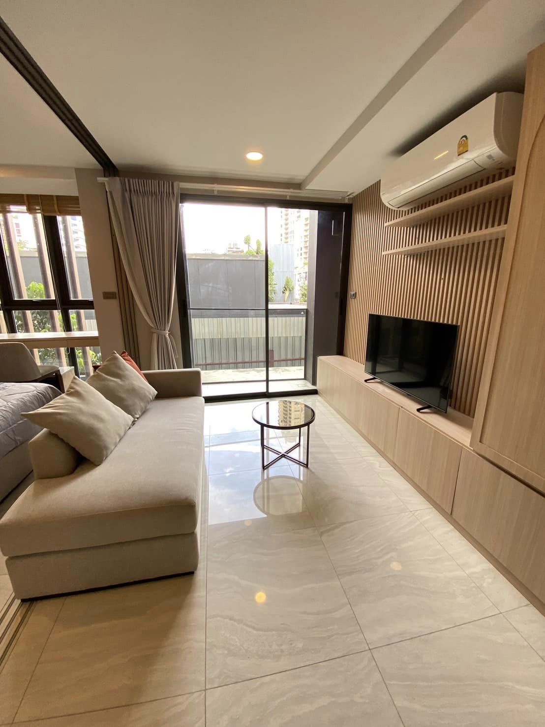 Walden Asoke | New Generation Low Rise Luxury Asoke Ready to move in | New