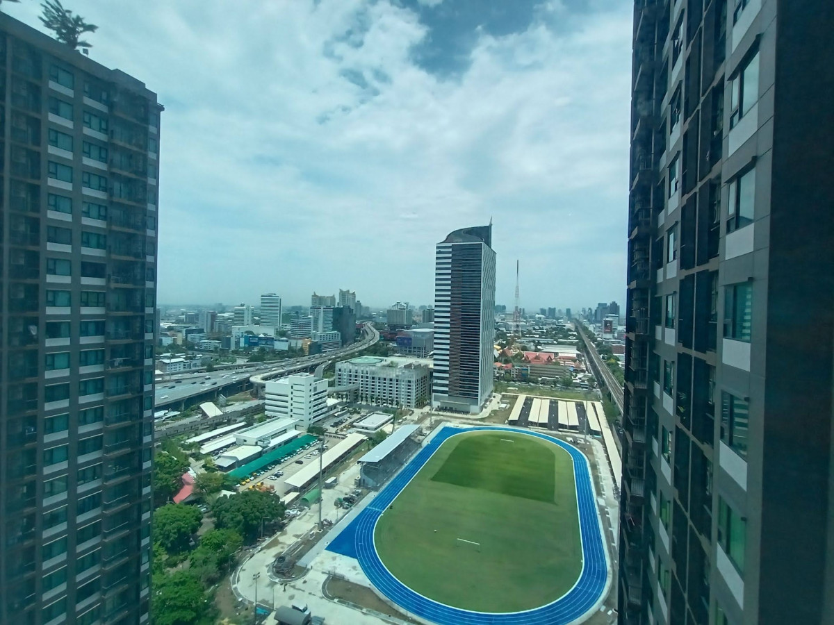 Life Asoke |  🚄ใกล้สถานี MRT อโศกและเพชรบุรี