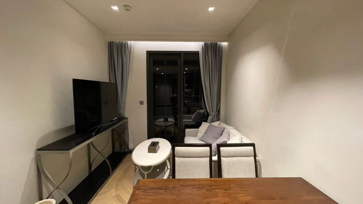 The Reserve Sukhumvit 61 | Super Good Price Luxury condo 🚝ใกล้ BTS Ekkamai BTS Thonglor | HL