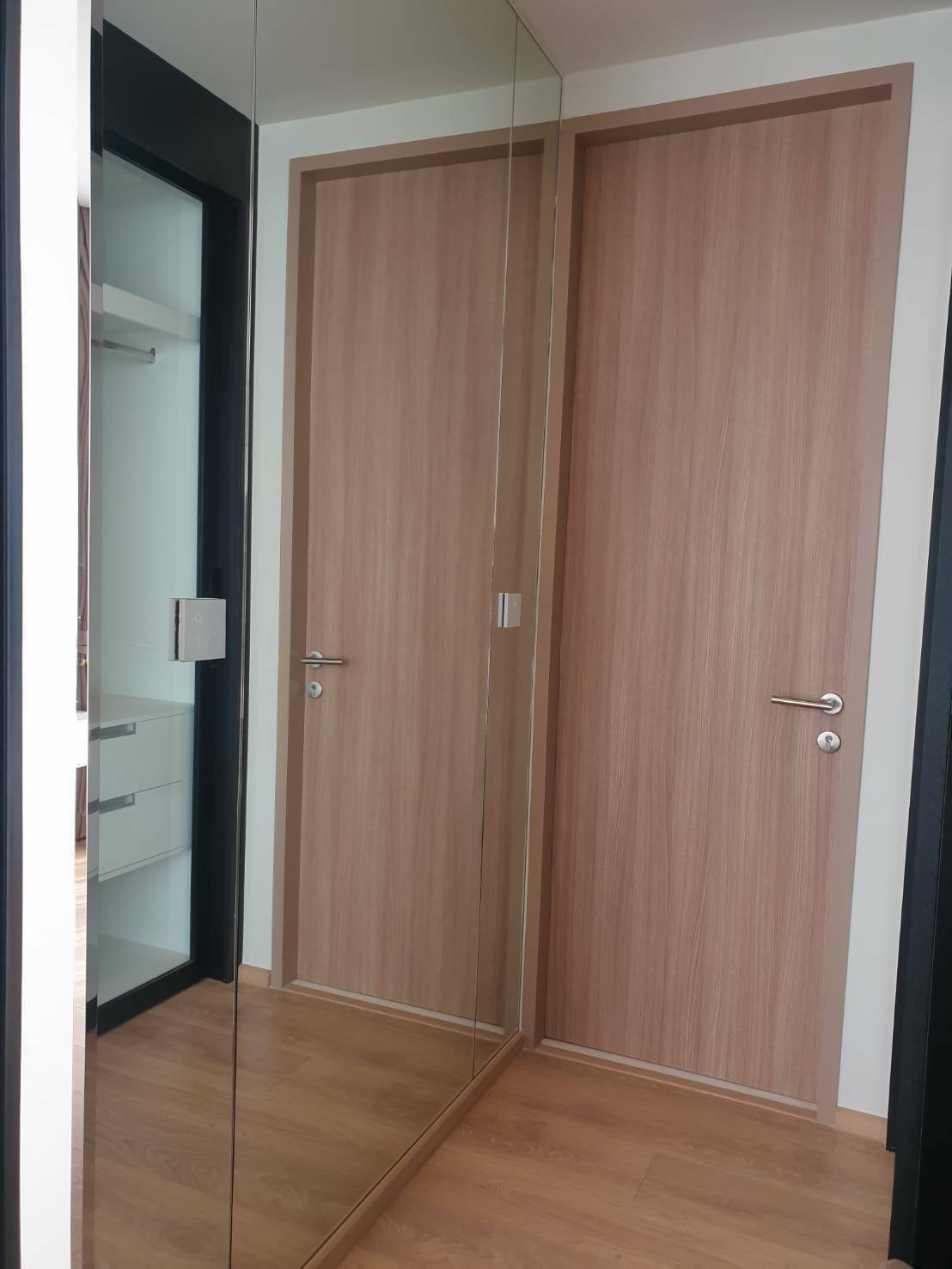 Noble Around 33 | 🌈 Shocking Price 🌈Luxury Building 🚝Close to BTS Phromphong | HL Focus