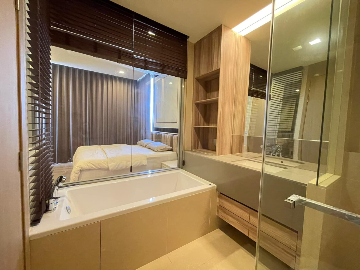 THE ESSE Asoke | Luxury Unit of Asoke | New Focus