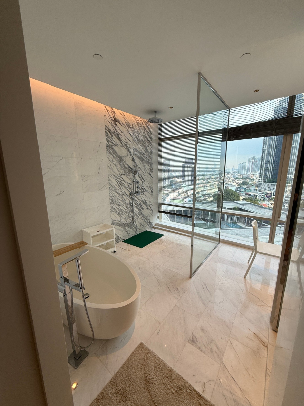 Four Seasons Private Residences  | คอนโด Luxry ติดริมแม่น้ำเจ้าพระยา }#HL