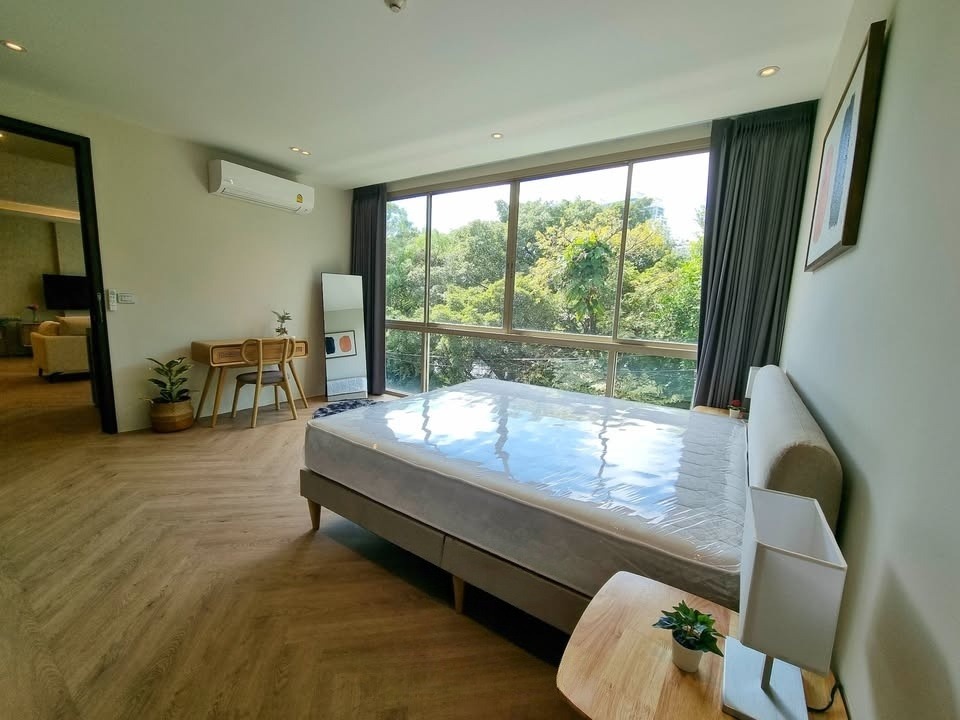 Ficus Lane Sukhumvit 44/1 | Near BTS Phra Kanong (Sukhuvmvit 44/1) #New