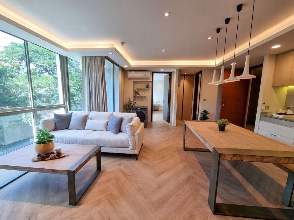 Ficus Lane Sukhumvit 44/1 | Near BTS Phra Kanong (Sukhuvmvit 44/1) #New