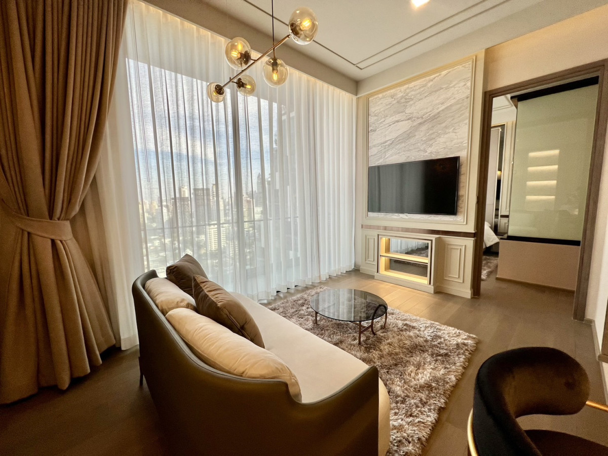 Celes Asoke | Special Double Transportation Condominium At CBD Asoke | New Focus