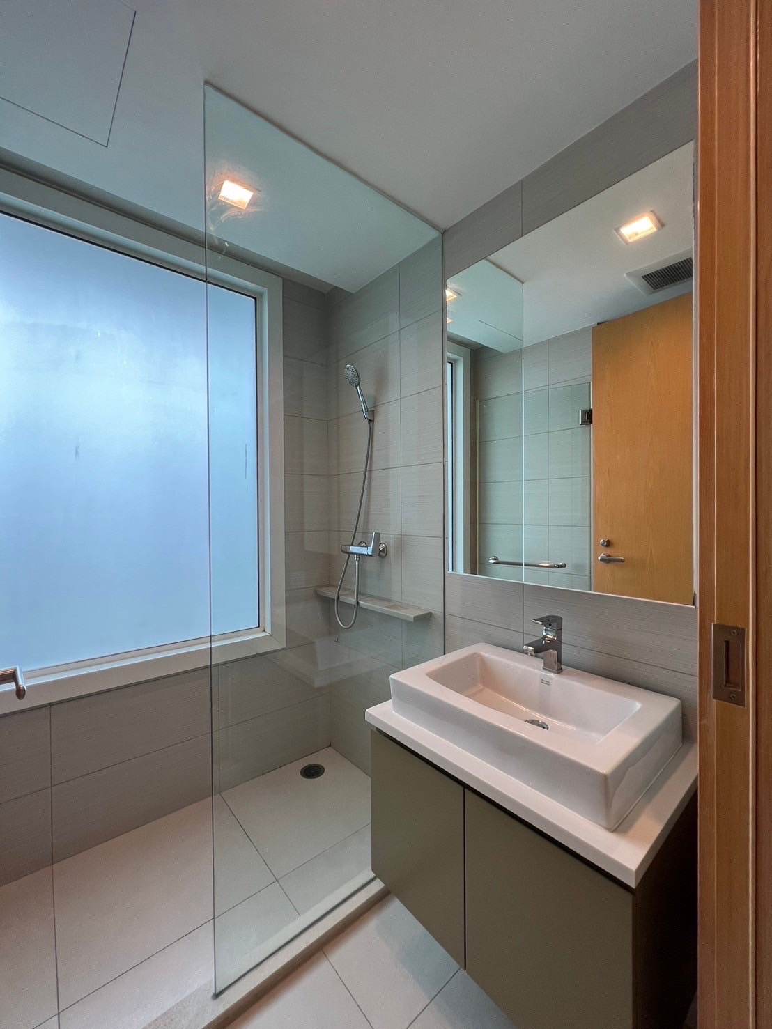 Siri at Sukhumvit | Newly Renovated !!! Larges Size here High View | HL