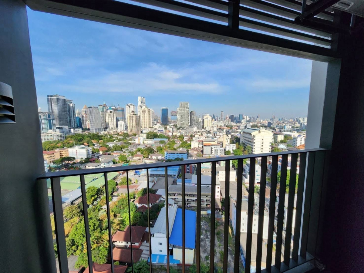 Knightsbridge Prime Sathorn | 🚝ใกล้ BTSช่องนนทรี Chong Nonsi ,  BRT สาธร Sathorn,Easy access to transportation, Modern style, Quality living In The Heart of Bangkok, Stunning View Or Night Time Lights ,Free From Noise And Air Pollution | New Focus