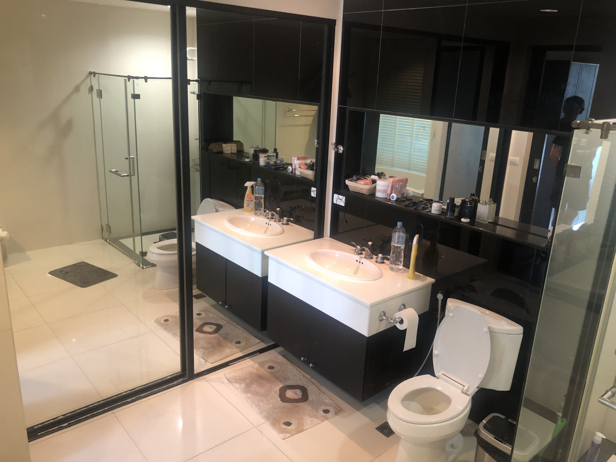 The Address Chidlom | Newly renovated unit Available | New Focus