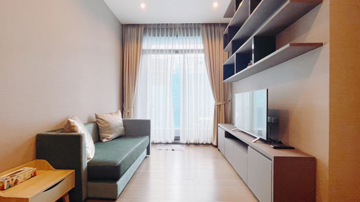 Celes Asoke | Luxury Project Ready to move in | HL Focus