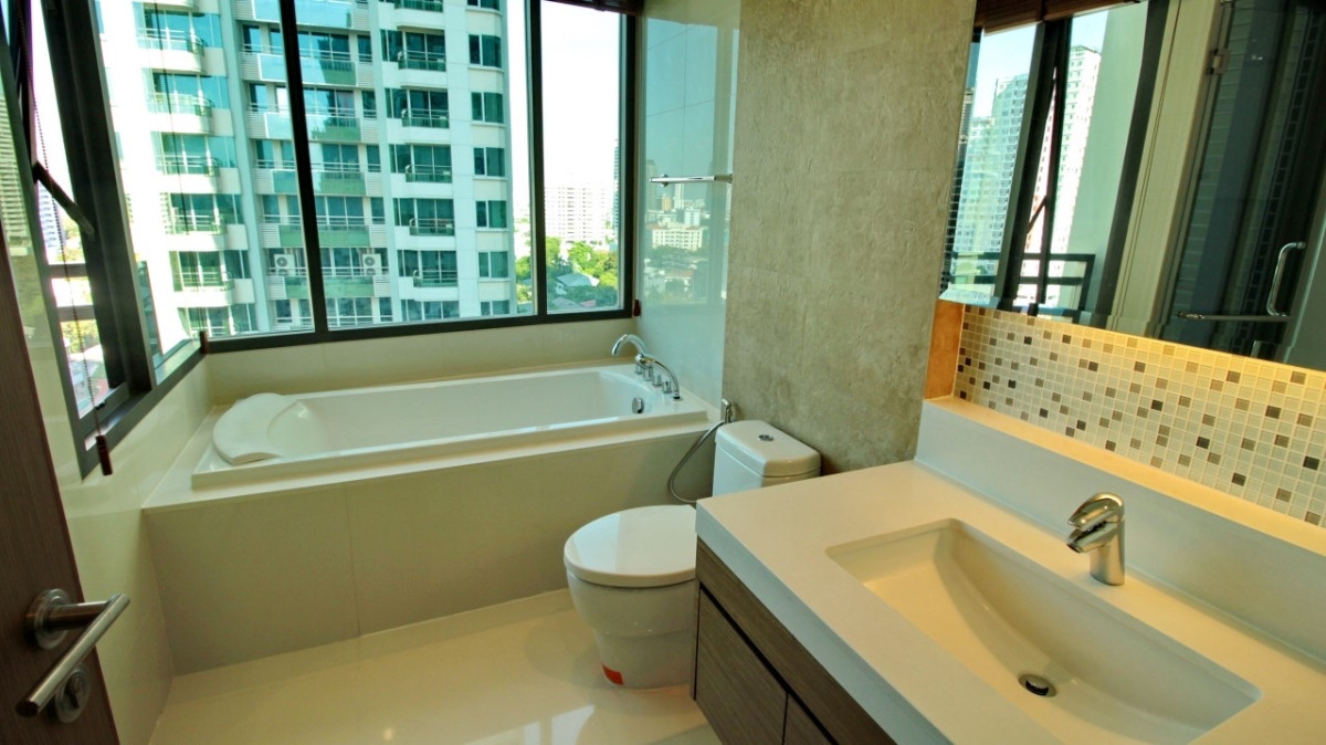 Bright Sukhumvit 24 | Nice view ✨Nice room🍀🚝ใกล้ BTS Phromphong | HL Focus