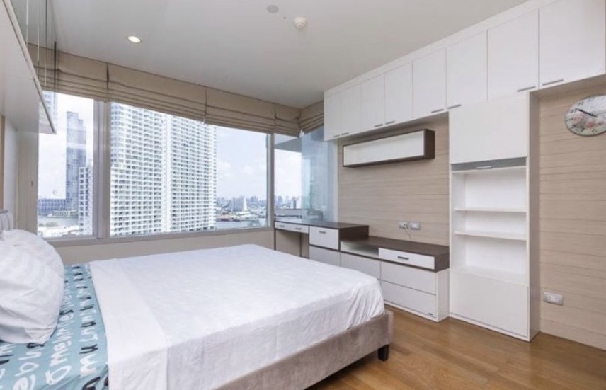 Water Mark Chaophraya River | Luxury condominium located along the Chao Phraya River in Bangkok, Stunning river views , Features full amenities | New